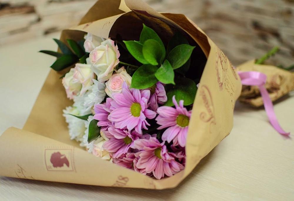 Букет цветов из: Розы и Хризантемы в Хатунь