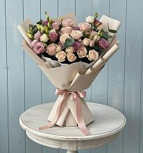 Букет цветов из:  Розы и Лизиантусы в Хатунь