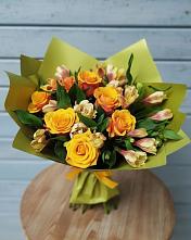 Букет цветов из:  Альстромерии и Розы в Хатунь