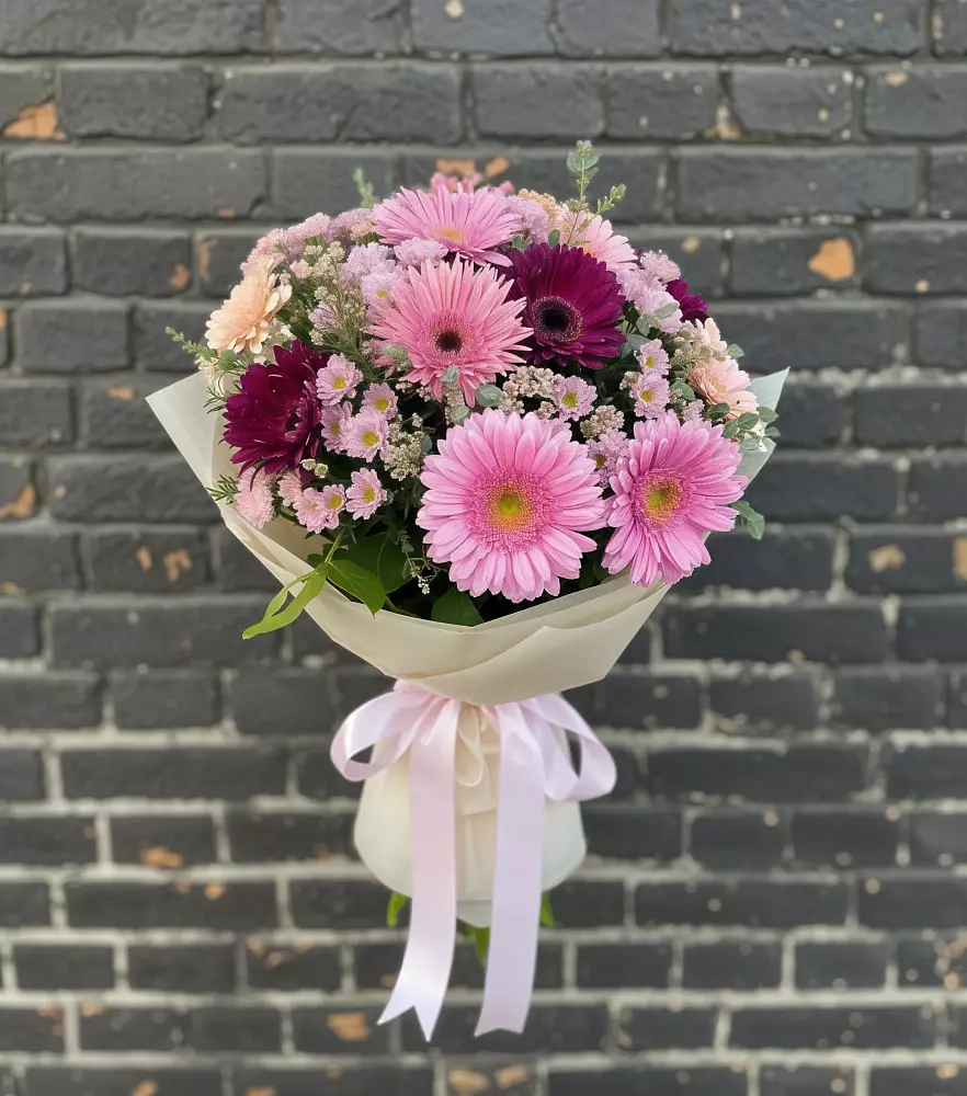 Букет цветов из: Герберы и Хризантемы в Хатунь
