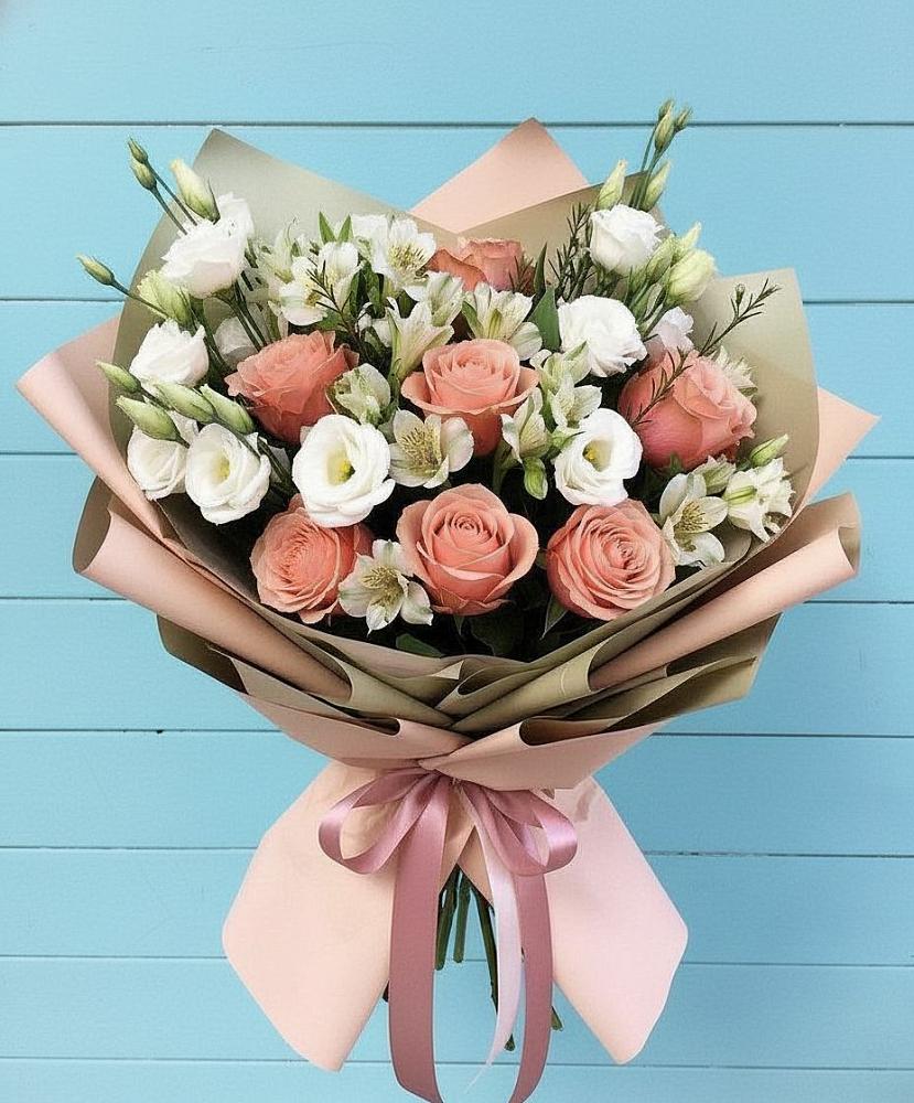 Букет цветов из: Розы, Альстромерии и Лизиантусы в Хатунь
