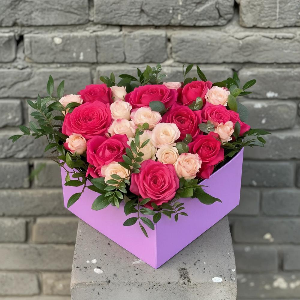 Цветочная композиция из Розы в коробке в Хатунь