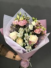 Букет цветов из:  Альстромерии, Розы и Лизиантусы #REPLACE_PRED# Хатунь