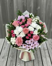 Букет цветов из:  Альстромерии, Гвоздики, Розы и Хризантемы в Хатунь
