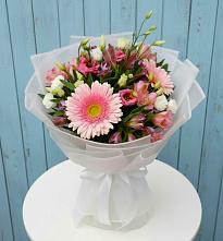 Букет цветов из:  Герберы, Альстромерии и Лизиантусы в Хатунь
