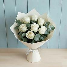Букет Белые розы в Эвкалипте в Хатунь