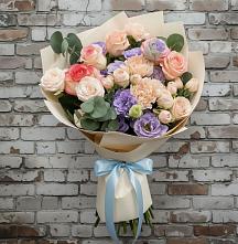 Букет цветов из:  Розы, Лизиантусы и Гвоздики в Хатунь