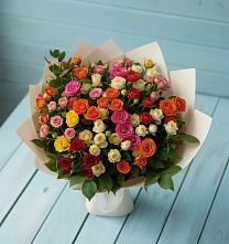 Букет Микс из разноцветных кустовых роз в Хатунь