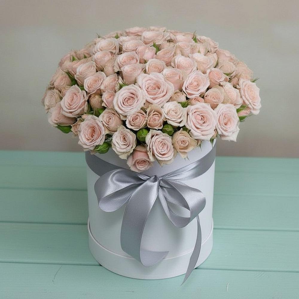 Цветочная композиция из Розы в шляпной коробке в Хатунь